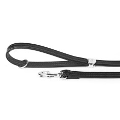 Total Black Hermitage Leash in Genuine Leather